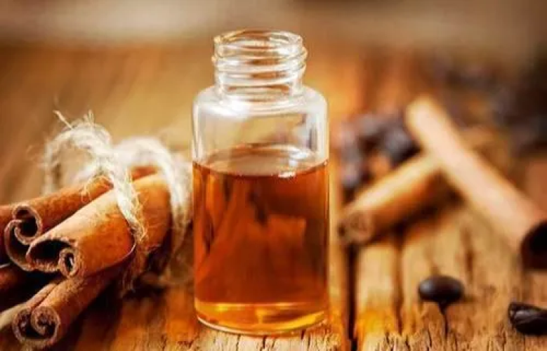 Cinnamon cheap essential oil